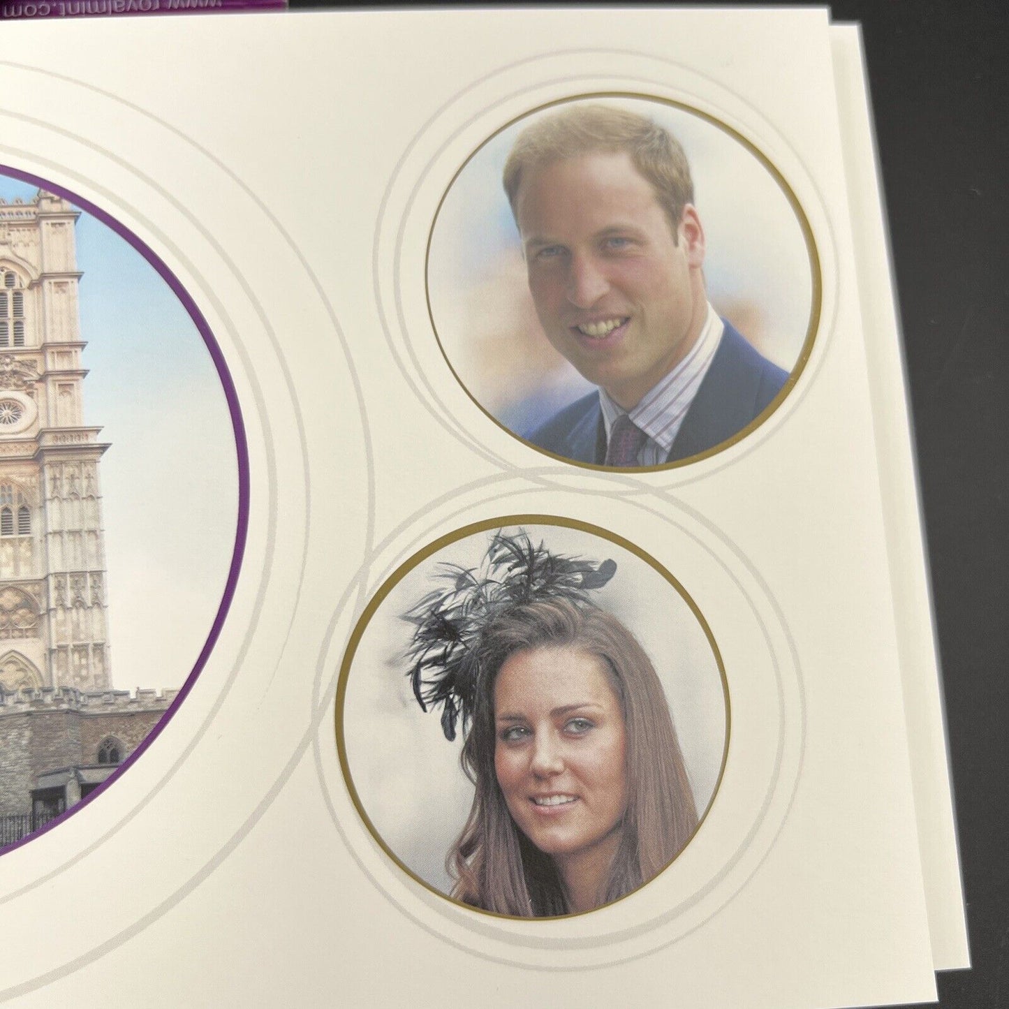 2011 Royal Mint Royal Wedding William and Kate £5 Five Pound Coin Original Pack