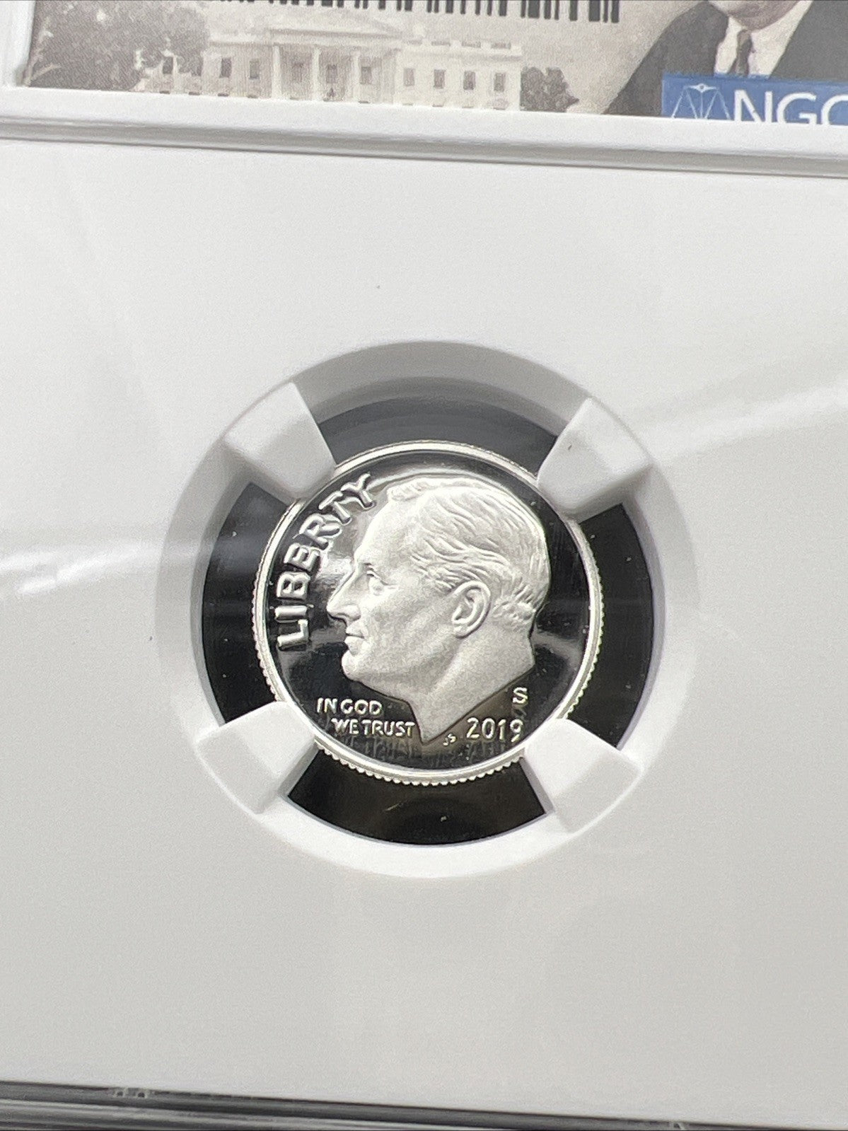 2019 S 10c Roosevelt Proof Silver Dime NGC PF70 UCAM #072 FDR Portrait Holder