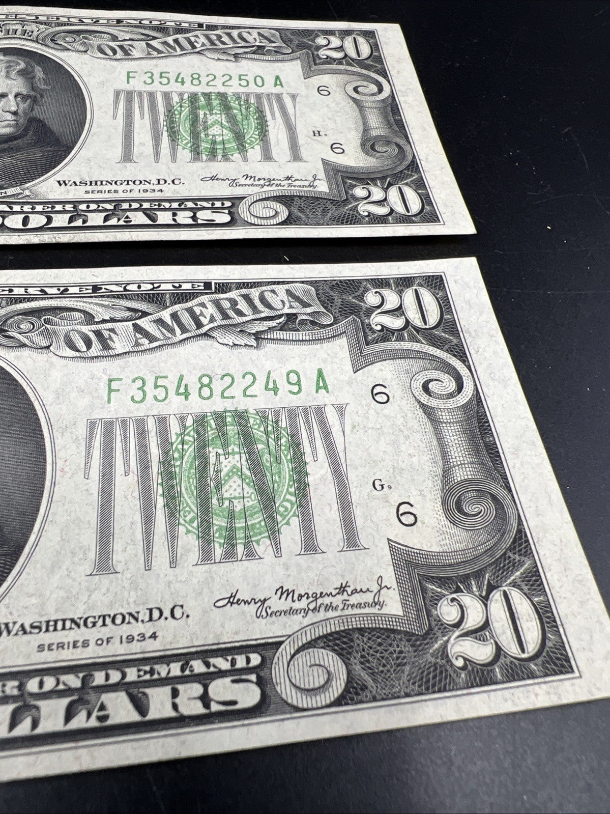 2 Consecutive Note Lot 1934 $20 FRN Federal Reserve Notes Atlanta CH AU / CU
