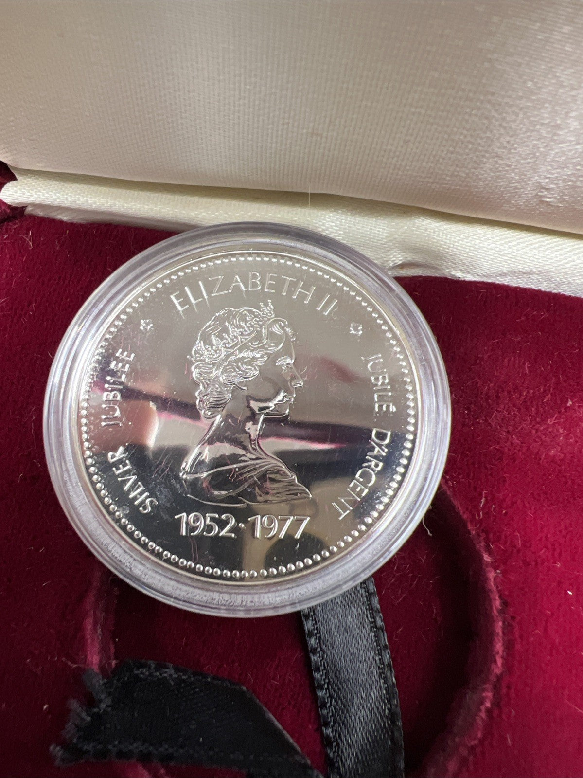 1977 Canada Silver Jubilee Queen Elizibeth Gem Specimen Uncirculated Coin w/ Box