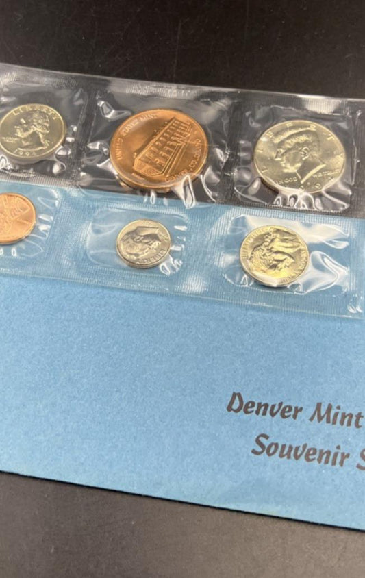 1994 D Denver Mint Souvenir Set Uncirculated Coins and Medal With Envelope