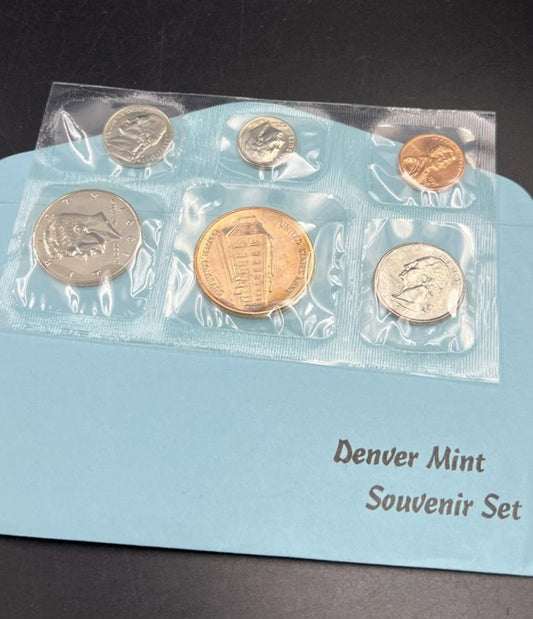 1997 D Denver Mint Souvenir Set Uncirculated Coins and Medal With Envelope