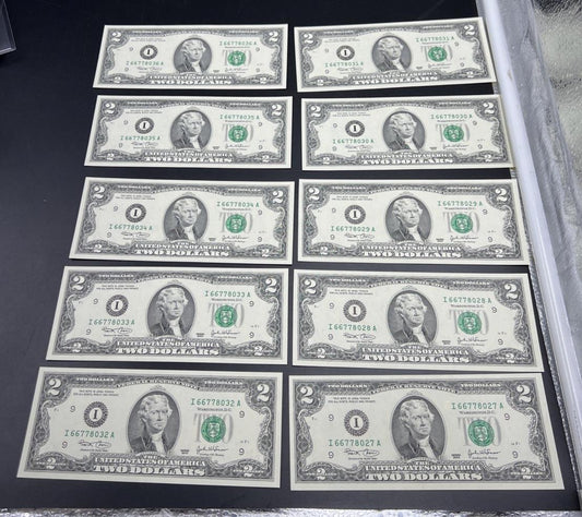 10 Consecutive 2003 Two Dollar FRN Federal Reserve Notes Repeaters CH UNC #27