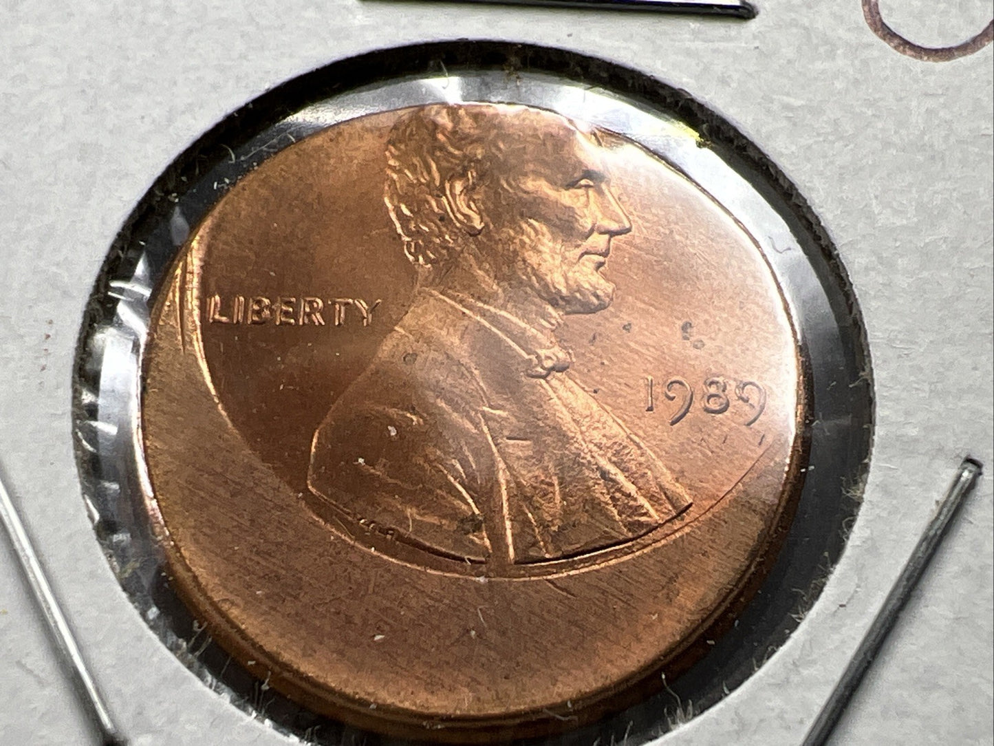 1989 1c Lincoln Memorial Cent Penny 33% Off Center Error Choice UNC SKU#A