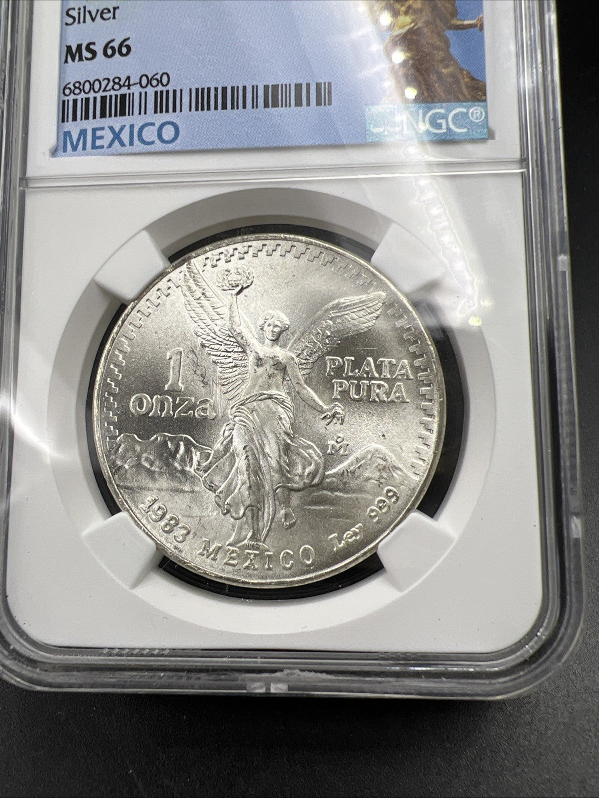 1983 Mo Mexico 1 Oz Silver Libertad Coin Gem BU Certified NGC MS66 Statue Holder