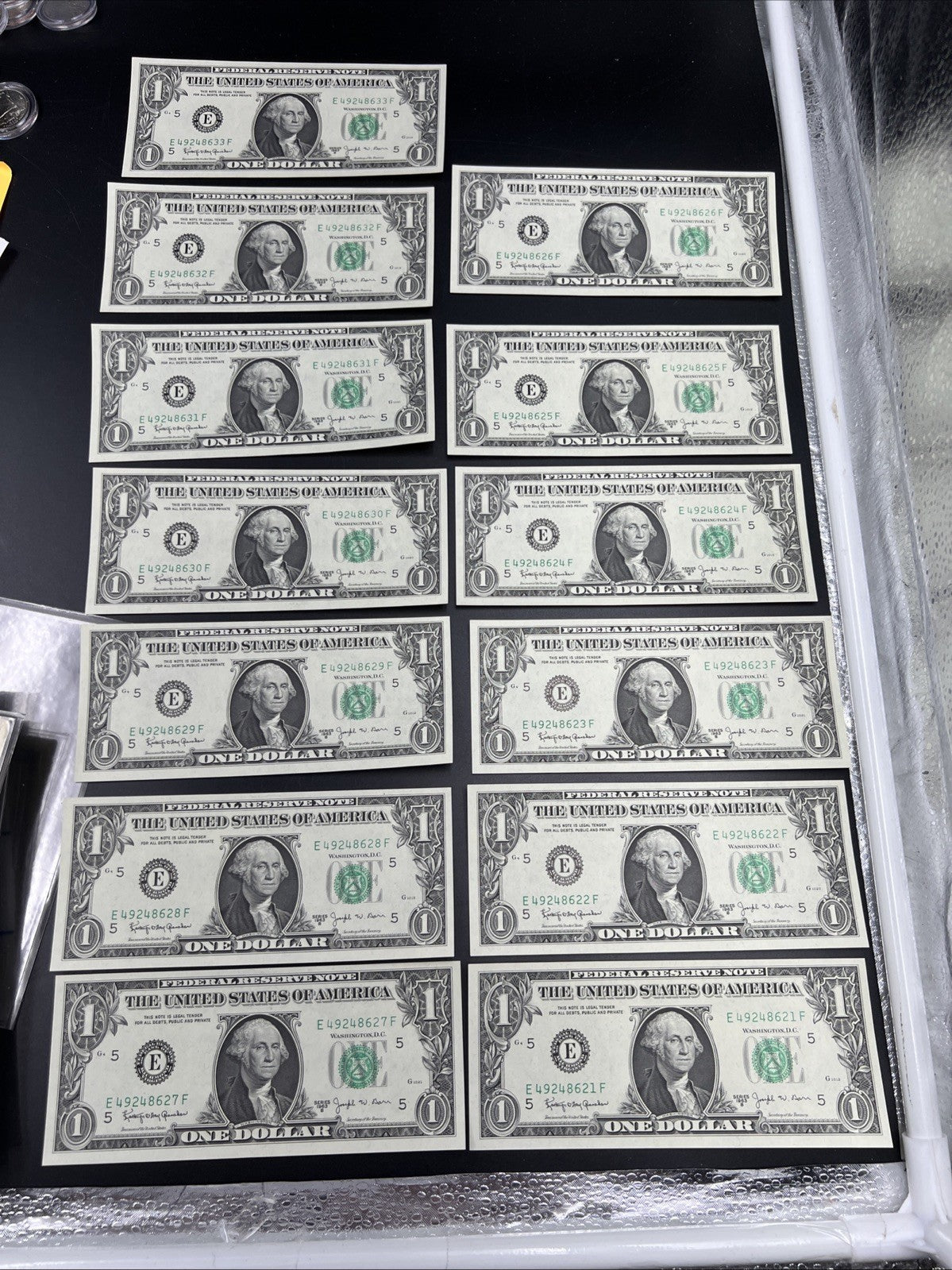 13 Consecutive 1963 B $1 One Dollar Barr FRN Federal Reserve Notes UNC