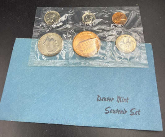 1985 D Denver Mint Souvenir Set Uncirculated Coins and Medal With Envelope