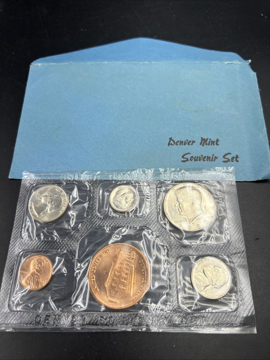 1980 D Denver Mint Souvenir Set Uncirculated Coins and Medal With Envelope