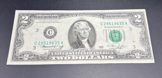 1976 $2 FRN Federal Reserve Note Bicentennial Bill Philadelphia District CH UNC