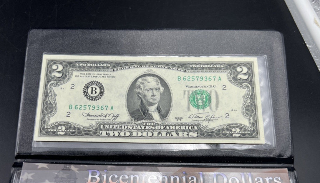 Bicentennial Coin & Currency Set 1976 Ike Dollar & $2 FRN Note UNC #A