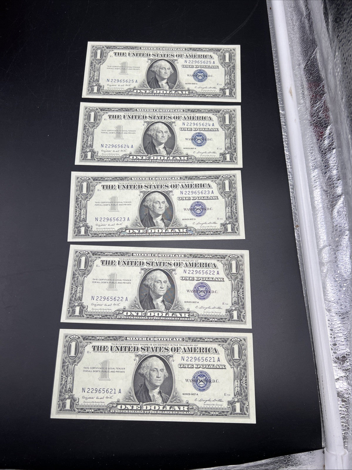 5 Consecutive 1957 A $1 Silver Certificates One Dollar Bills CH AU  #621