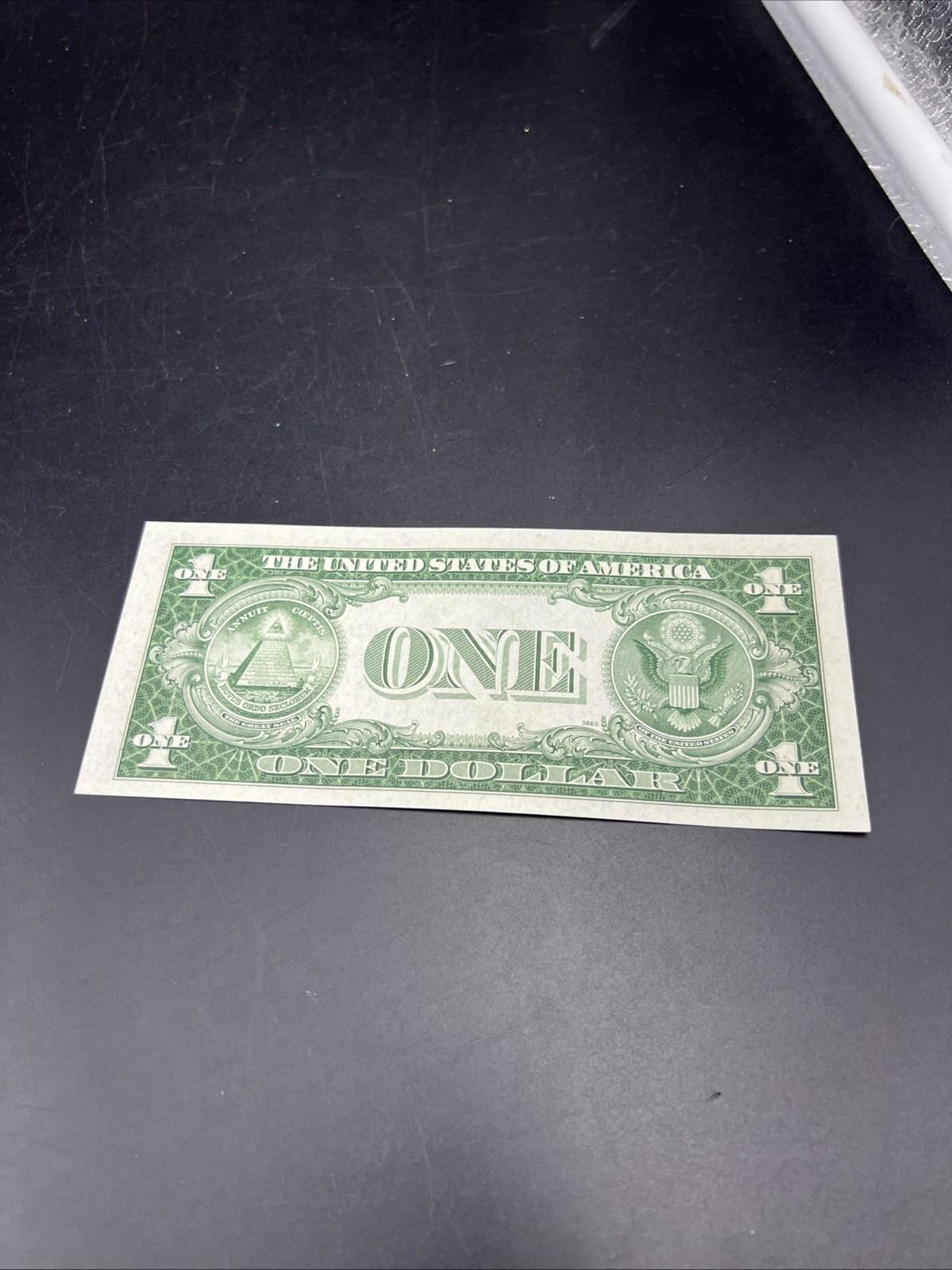 1935 A $1 One Dollar Silver Certificate Blue Seal CH UNC #359