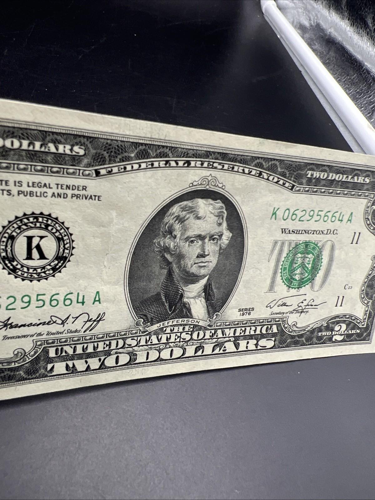 1976 $2 FRN Postal Bicentennial Federal Reserve Note CH XF #664