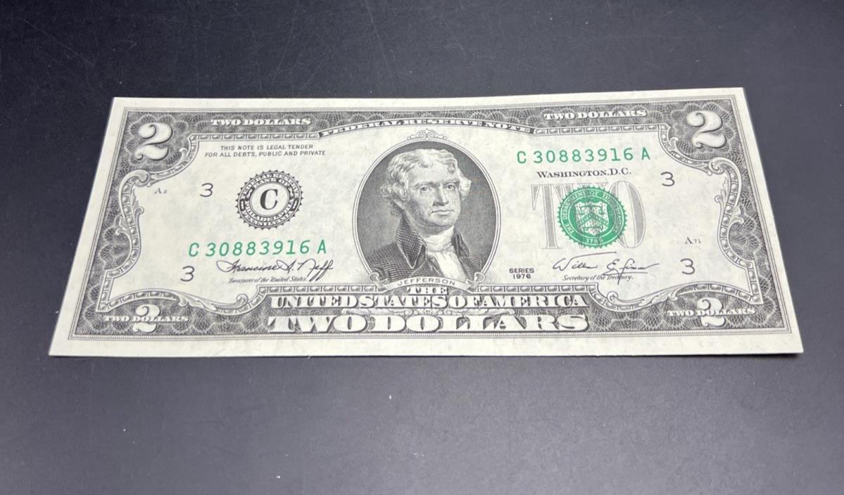 1976 $2 FRN Bicentennial Federal Reserve Note CH UNC #916