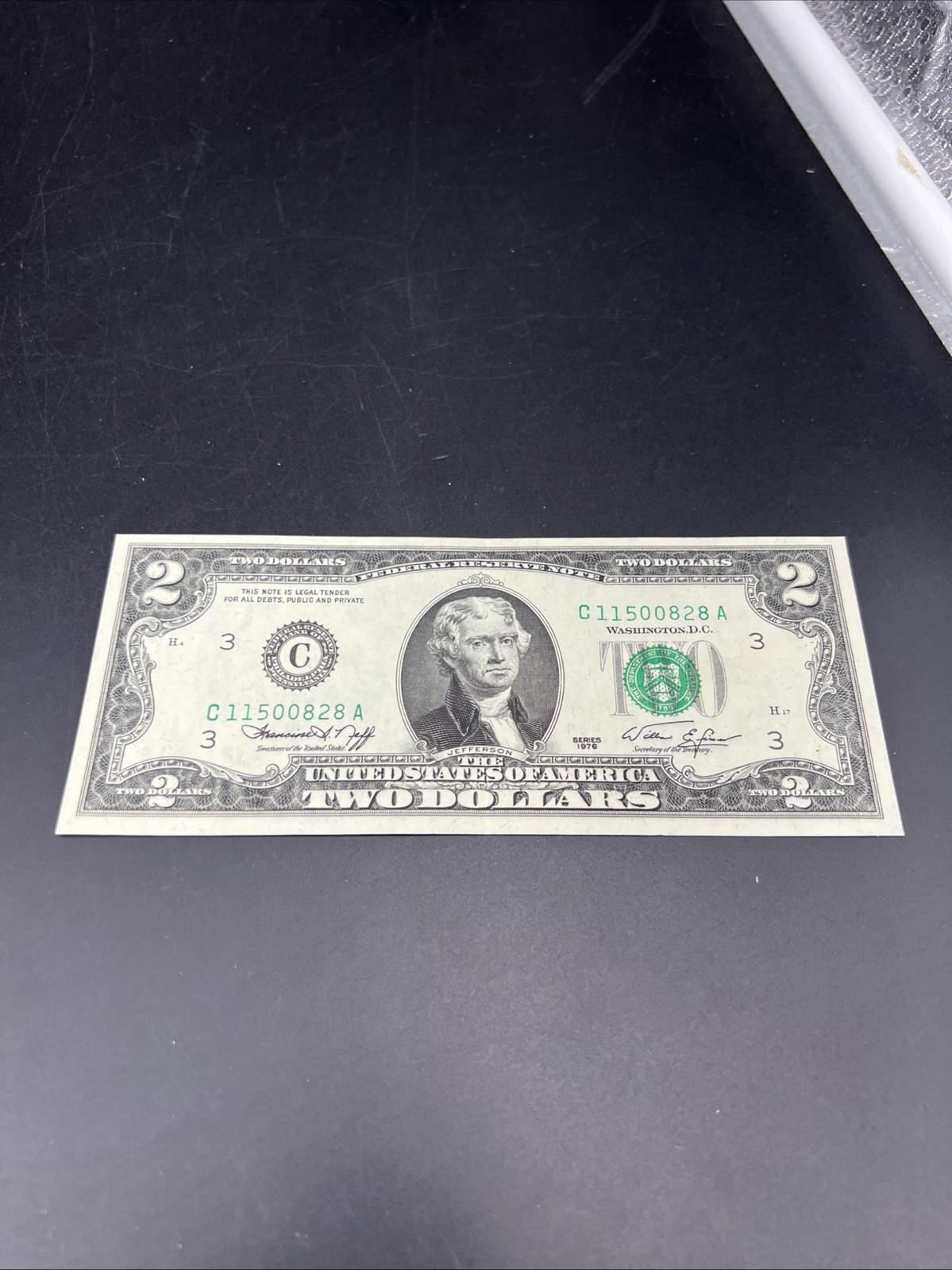 1976 $2 FRN Bicentennial Federal Reserve Note CH UNC #828