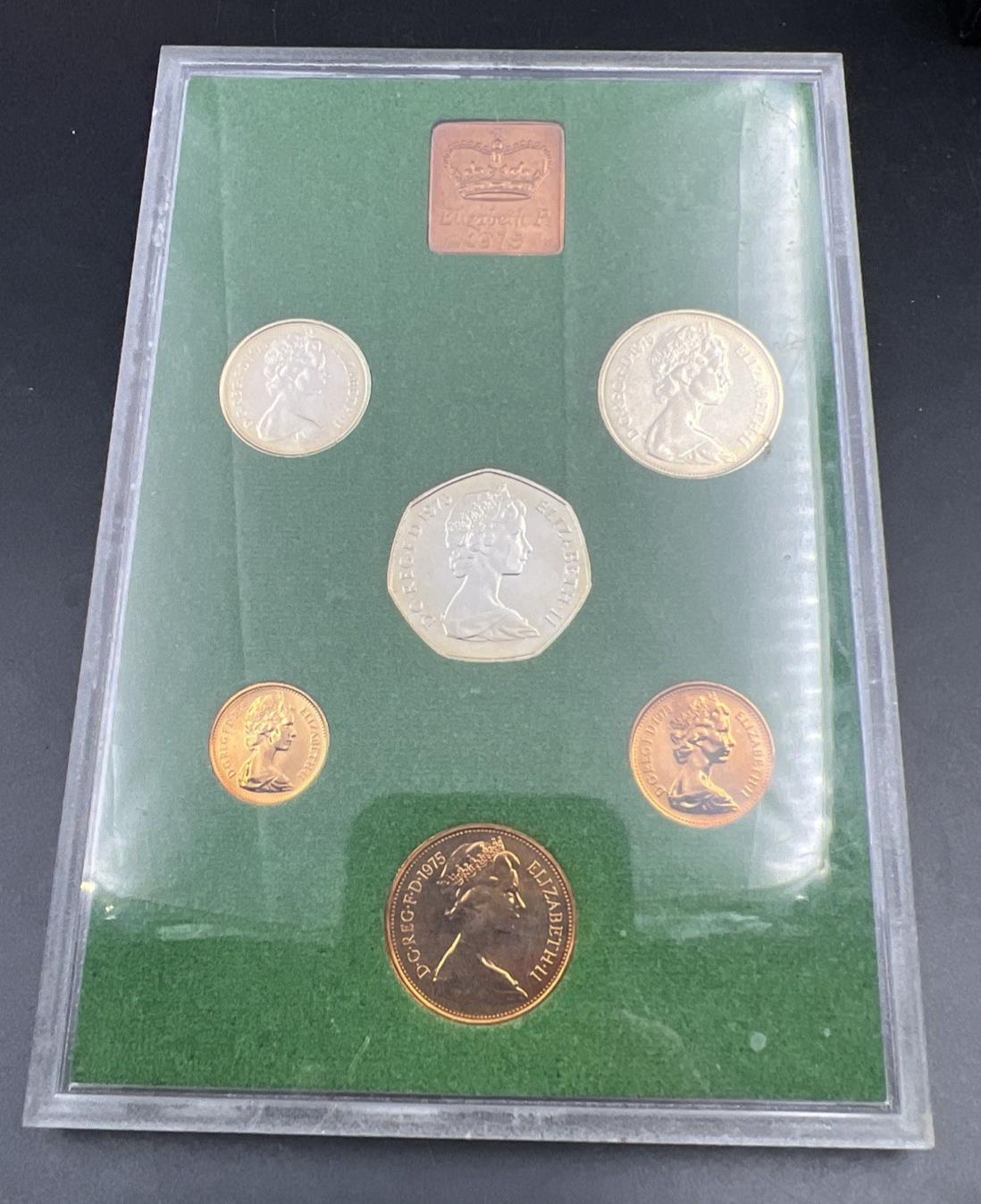 1975 Great Britain & Northern Ireland Proof Set Used Case no Box