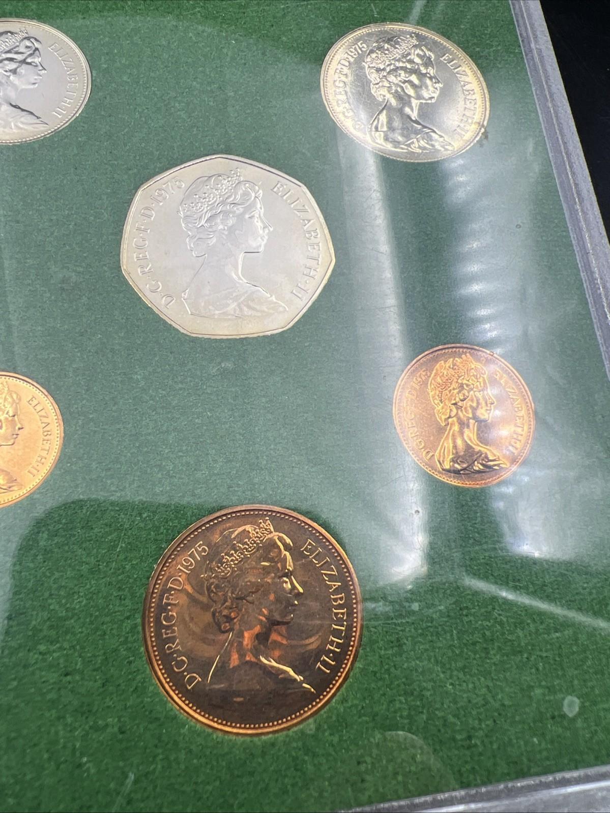 1975 Great Britain & Northern Ireland Proof Set Used Case no Box