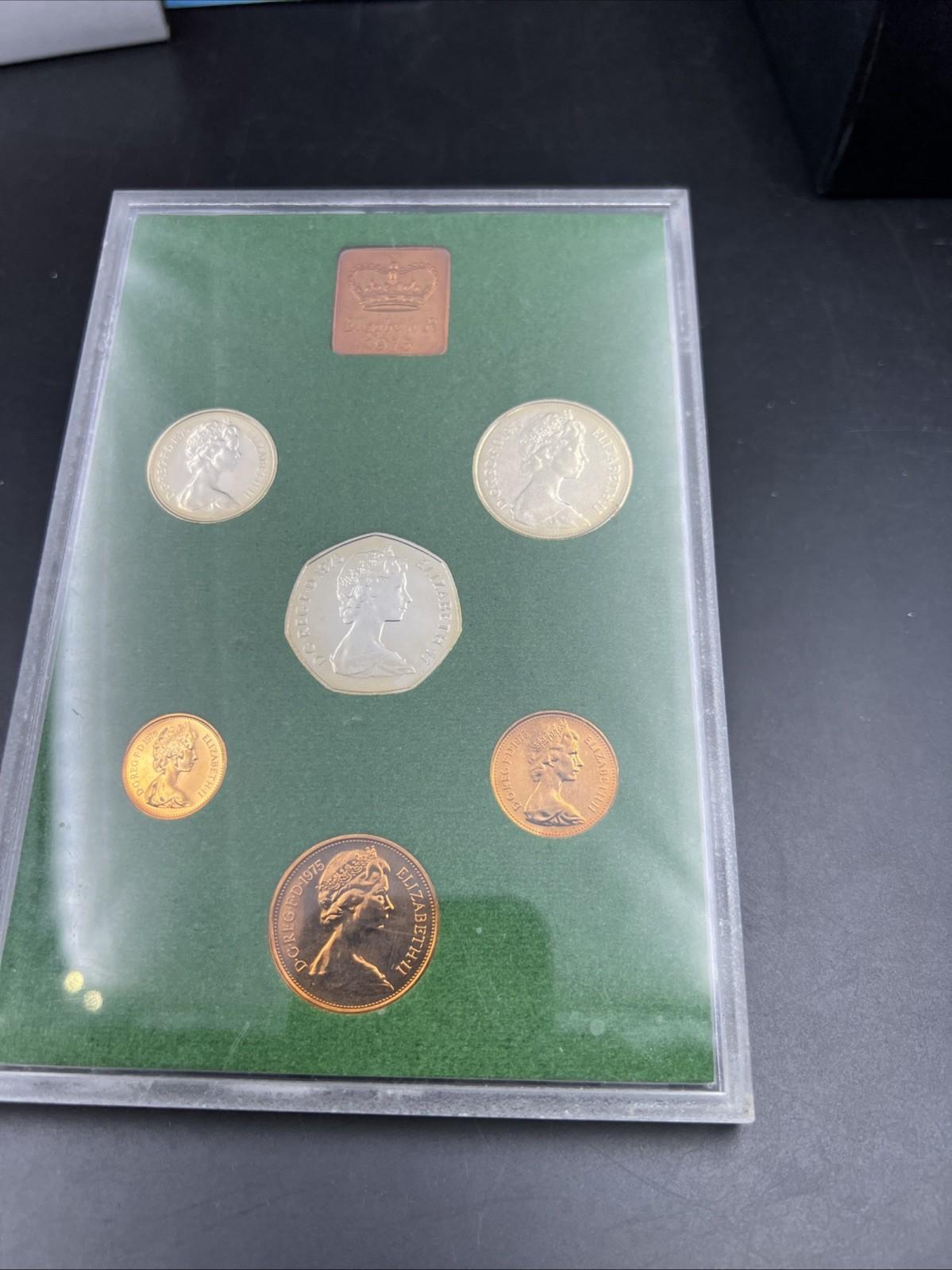1975 Great Britain & Northern Ireland Proof Set Used Case no Box