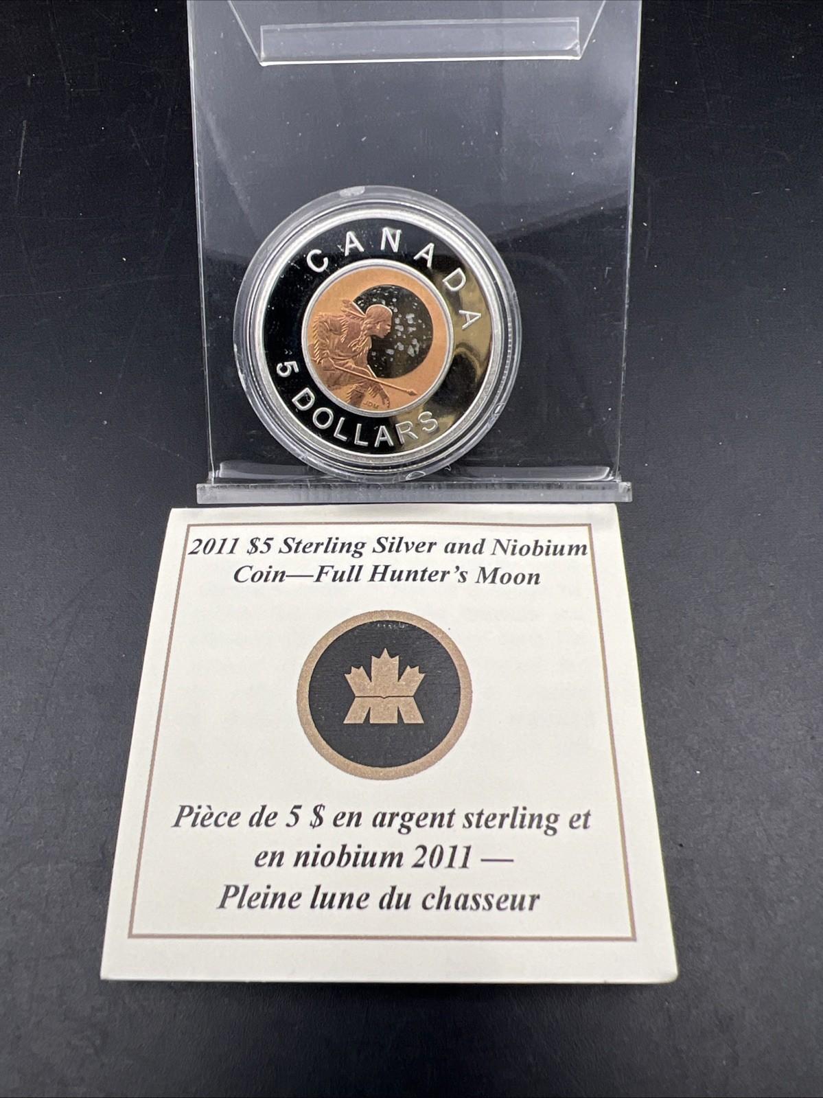 2011 Canada $5 Hunter's Moon Bimetallic Sterling Silver & Niobium Center coin
