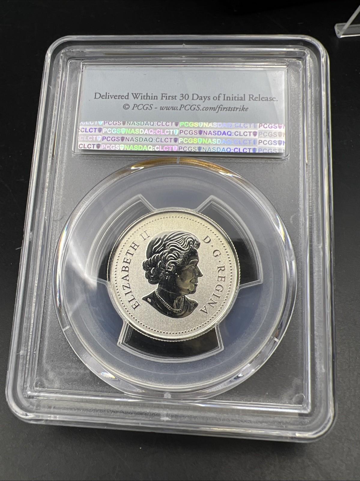 2018 $8 Canada Pure Silver Peaceful Panda Coin PCGS SP69 First Strike