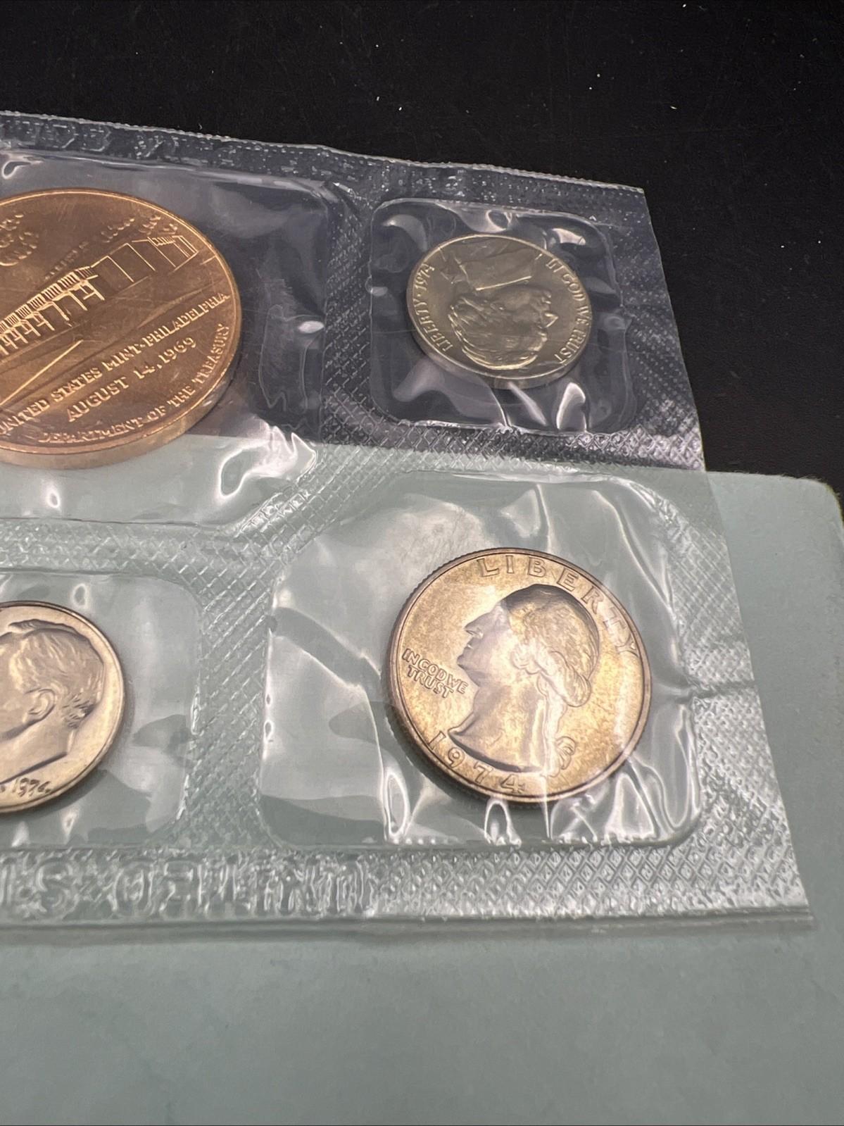 1974 P Denver Mint Souvenir Set Uncirculated Coins and Medal w/ used Envelope