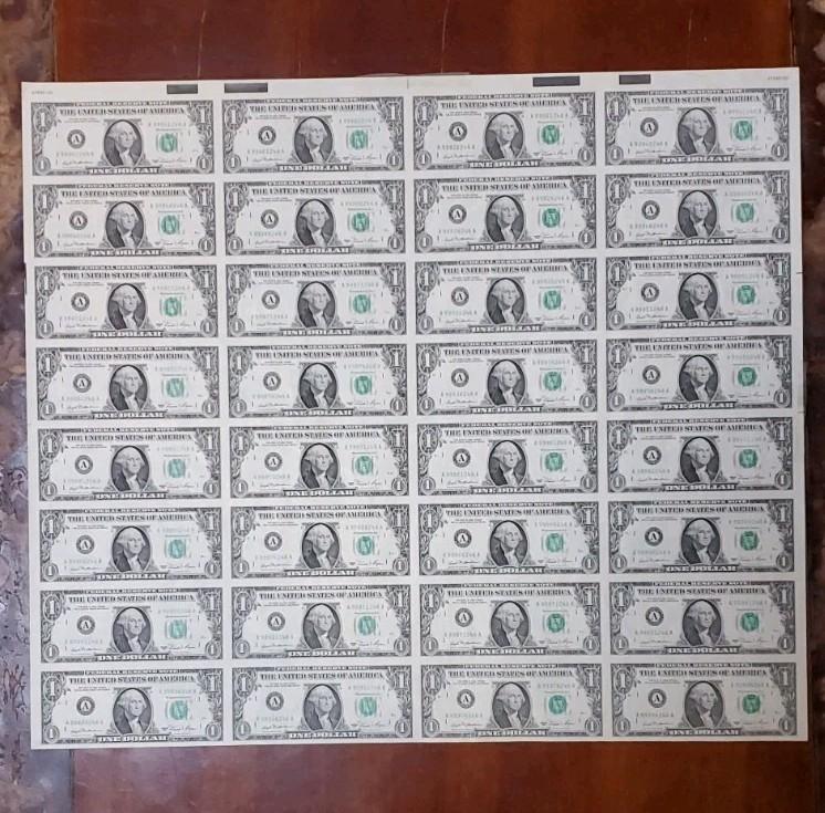 Uncut Currency Sheet of 32 Notes $1 Dollar Bills 1981 FRN Souvenir Sheet CH AU