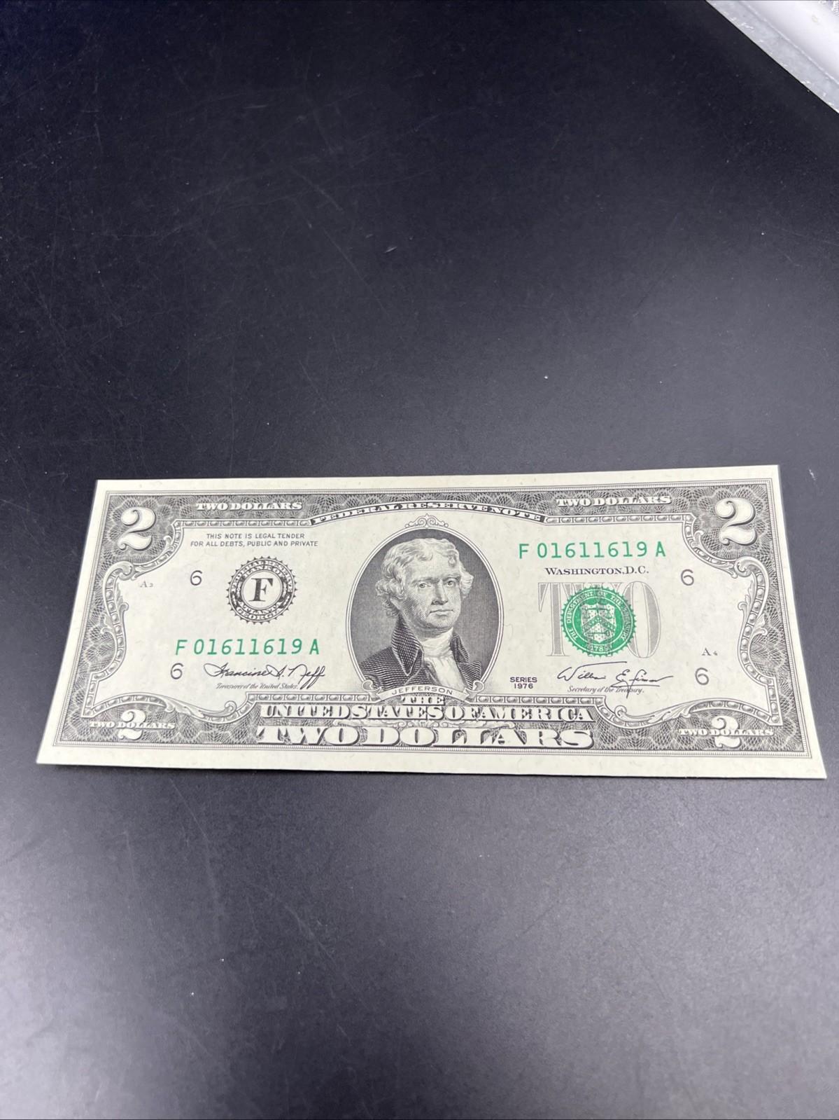 1976 $2 Two Dollar FRN Federal Reserve Note #619 AU About UNC Bicentennial Bill