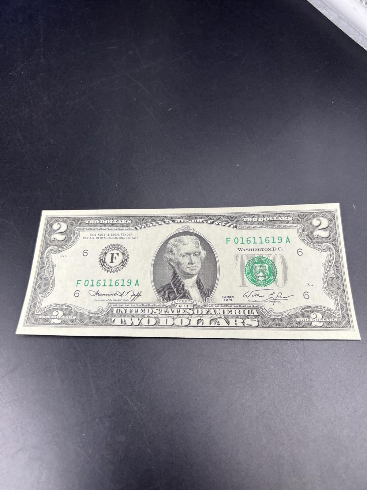 1976 $2 Two Dollar FRN Federal Reserve Note #619 AU About UNC Bicentennial Bill