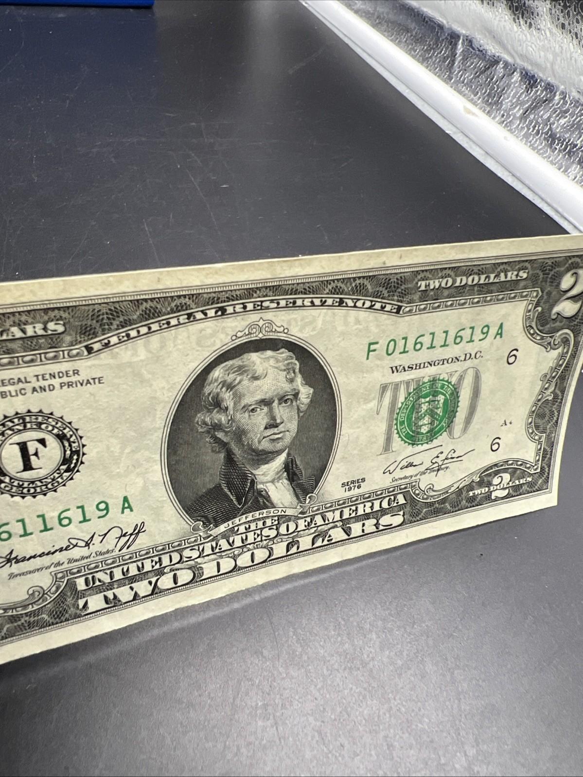 1976 $2 Two Dollar FRN Federal Reserve Note #619 AU About UNC Bicentennial Bill