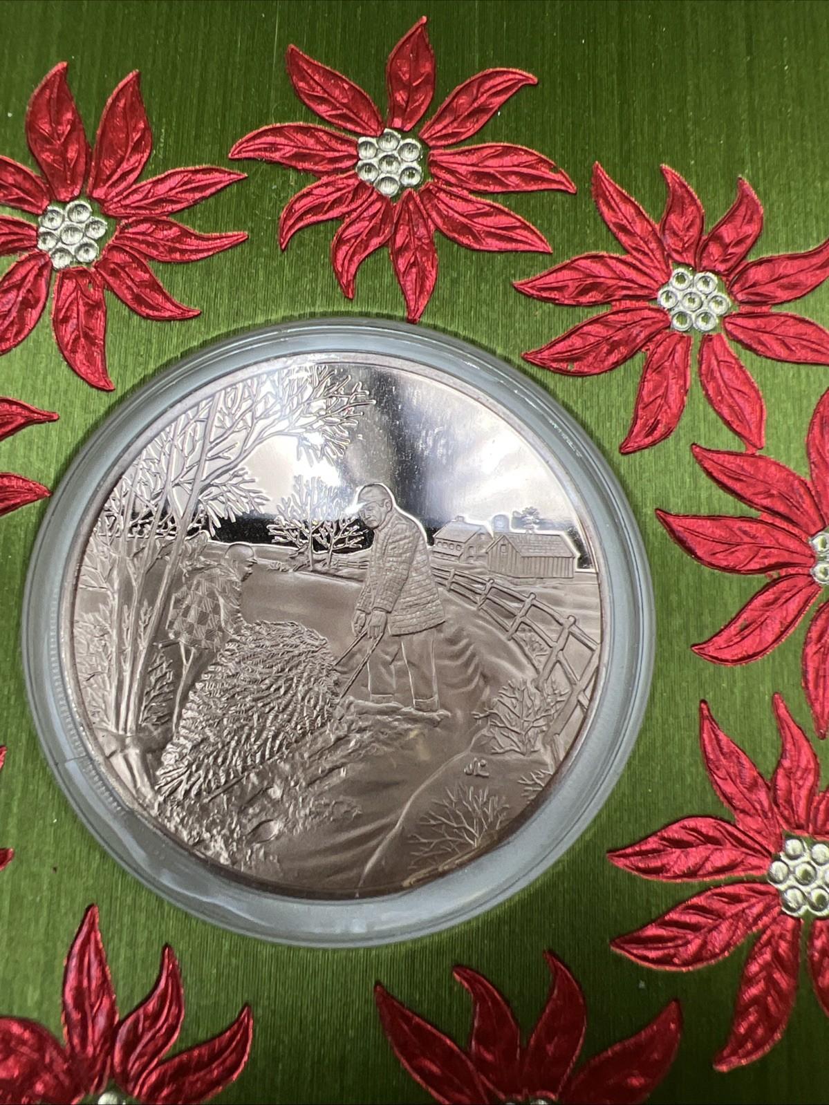 1973 Seasons Greetings Merry Christmas Bronze Medal UNC in Display Card