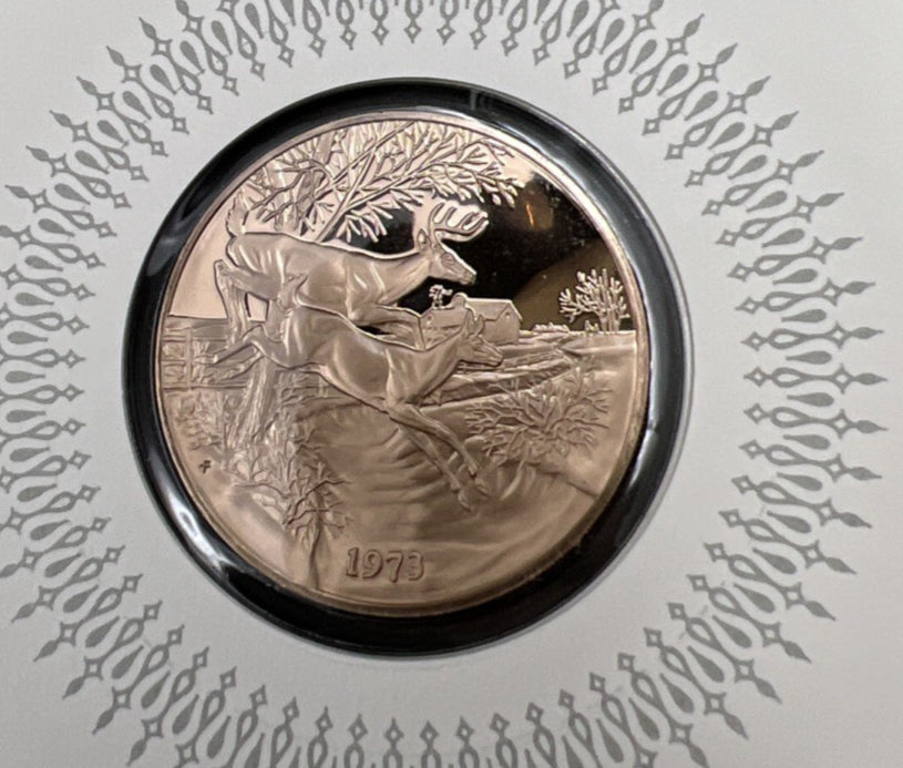 1973 Seasons Greetings Merry Christmas Bronze Medal UNC in Display Card