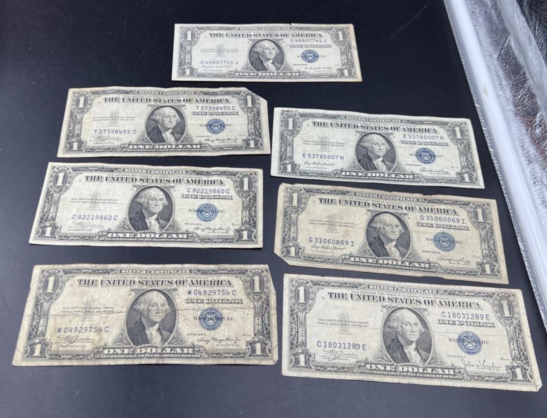 Lot of 7 1935 $1 One Dollar Blue Seal Silver Certificates Very Circ Some Tears #