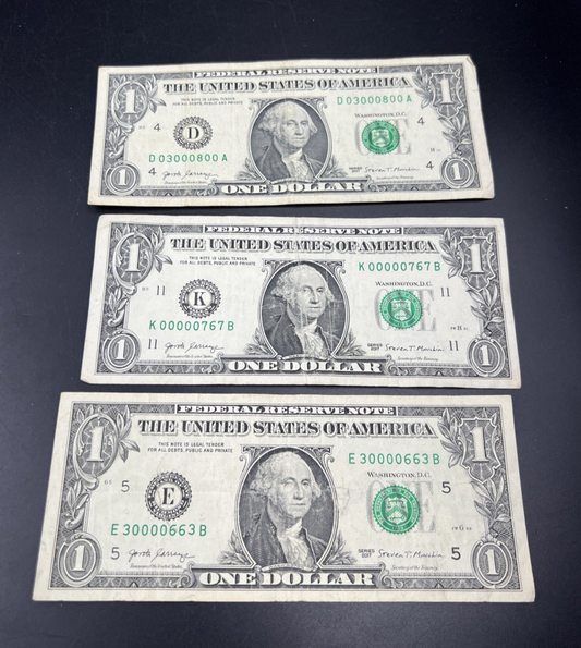 Lot of 3 2017 $1 Low Repeat Serial # FRN Notes #0000767 #0300800 #3000663 Circ
