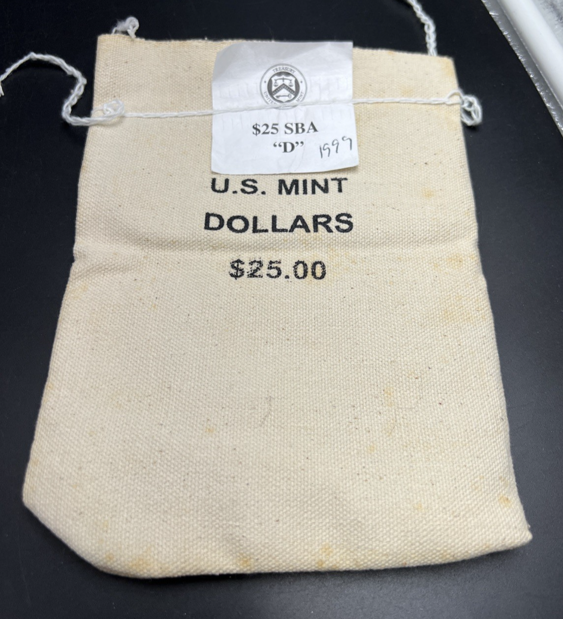 25 Coin US Mint Bag BU UNC 1999 D SBA Susan B Anthony Dollar Coins