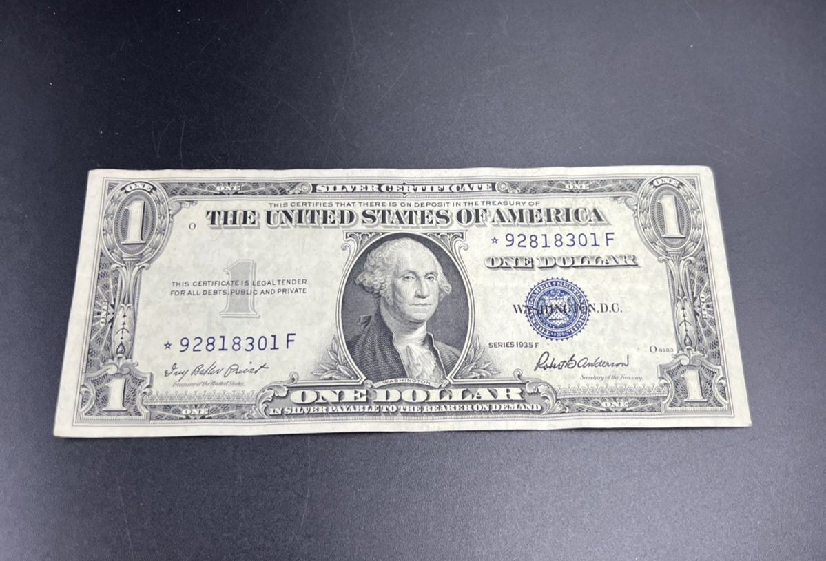 1935 F $1* Star One Dollar Silver Certificate Fine Circulated #301