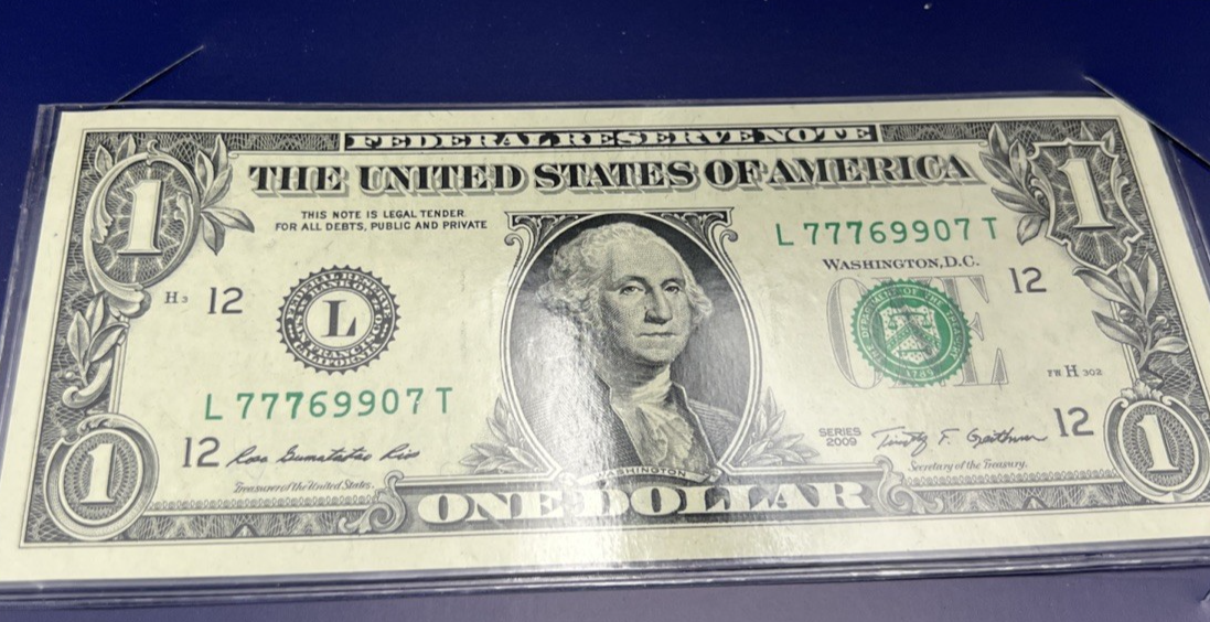 2009 $1 FRN Lucky Serial #77769907 Federal Reserve Note CH UNC in Display Folder