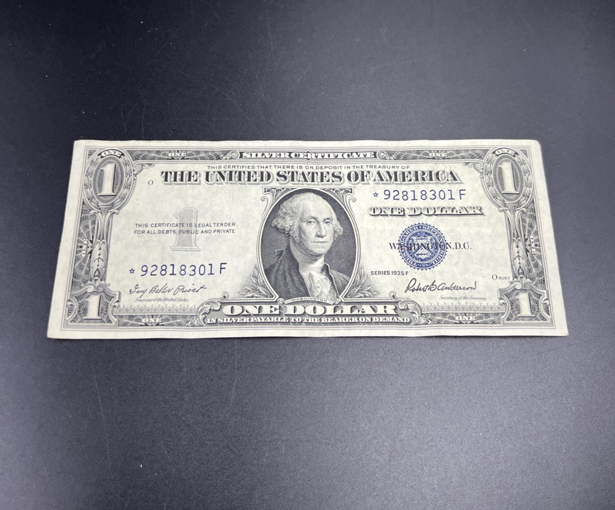1935 F $1* Star One Dollar Silver Certificate Fine Circulated #301