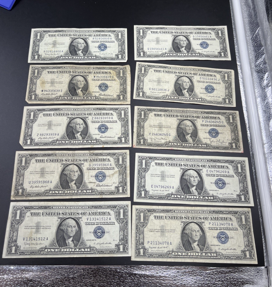 Lot of 10 1957 / 1935 $1 One Dollar Silver Certificate Blue Seal Notes VG + #512