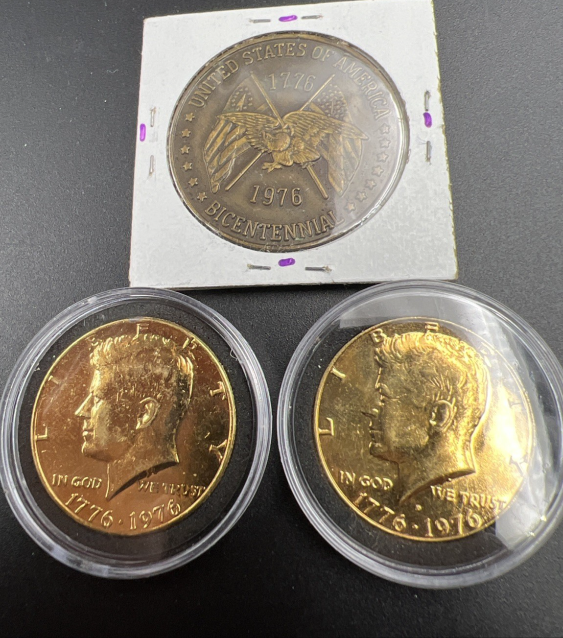 Bicentennial Collector's set 1976 Medal & P D Set Kennedy Halves