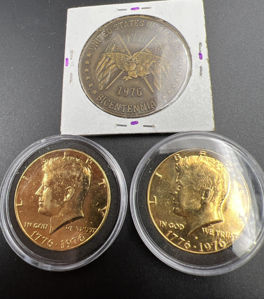 Bicentennial Collector's set 1976 Medal & P D Set Kennedy Halves