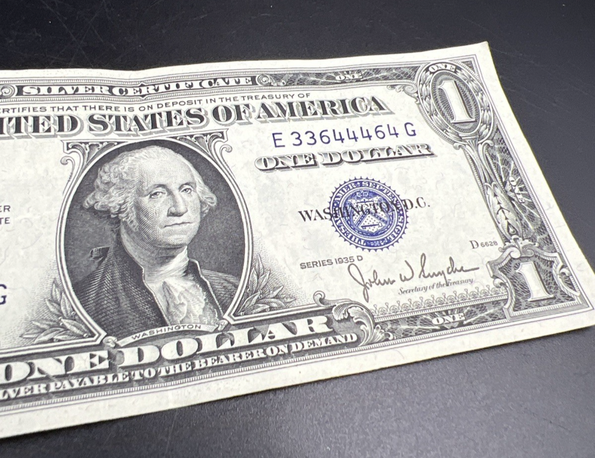 1935 D $1 Wide Margin US Silver Certificate VF Very Fine Neat Serial #33644464