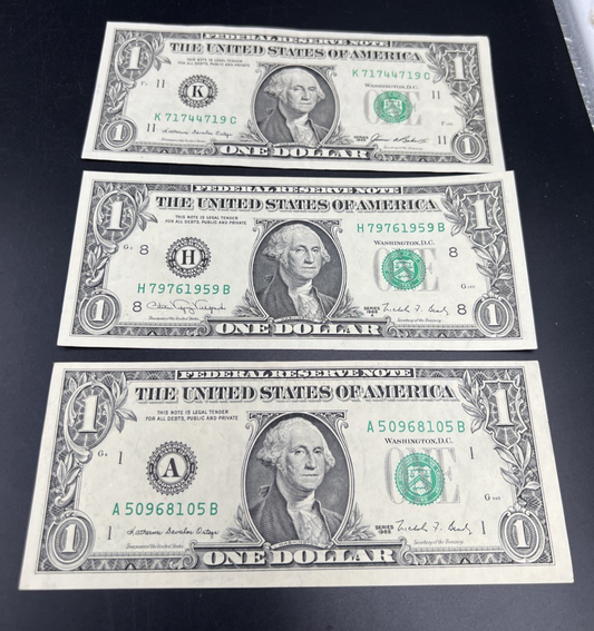 Lot of 3 XF EF 1988 $1 FRN Federal Reserve Notes #105