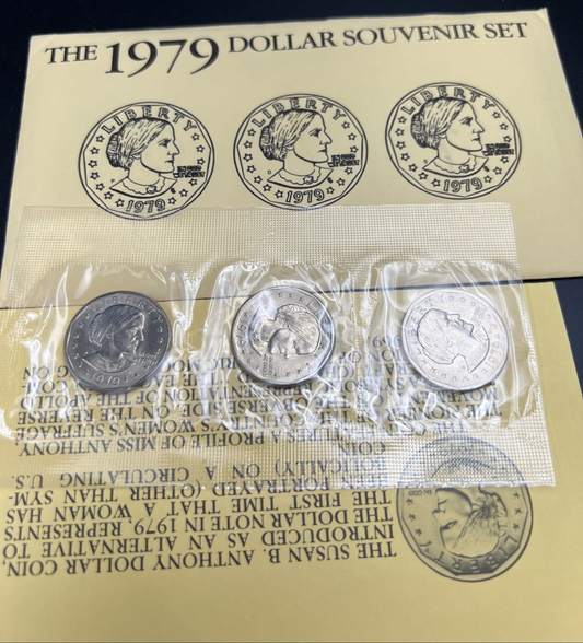 3 Coin P D S 1979 SBA Susan B Anthony Souvenir Set Yellow Envelope