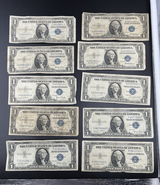 Lot of 10 1935 $1 Dollar Silver Certificate Blue Seal Notes Circulated #81
