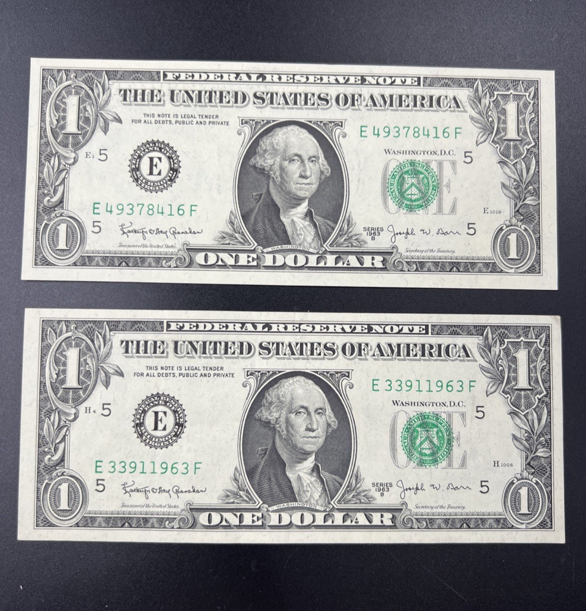 Lot of 2 1963 B $1 Barr FRN Federal Reserve Notes One Dollar Bills CH AU #939