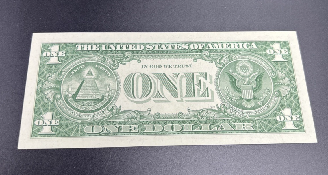 1957 B $1 One Dollar Blue Seal Silver Certificate UNC Unc #40