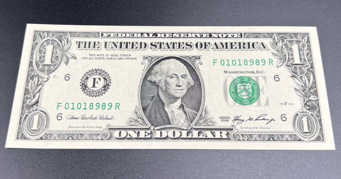 2006 $1 FRN Federal Reserve Note Neat Serial #01018989