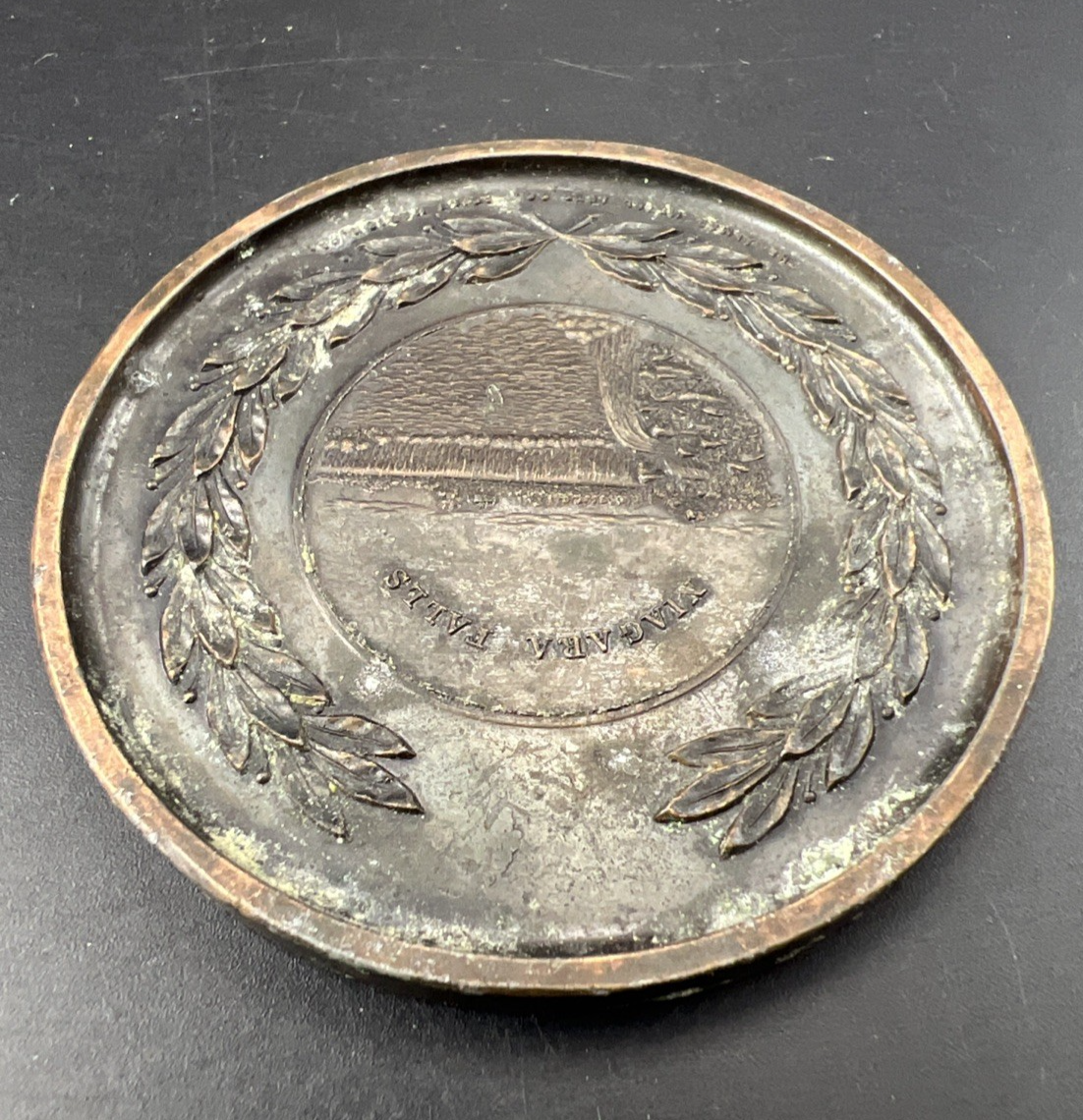 Niagara Falls Lucky Nickel Large Souvenir Medallion Circulated