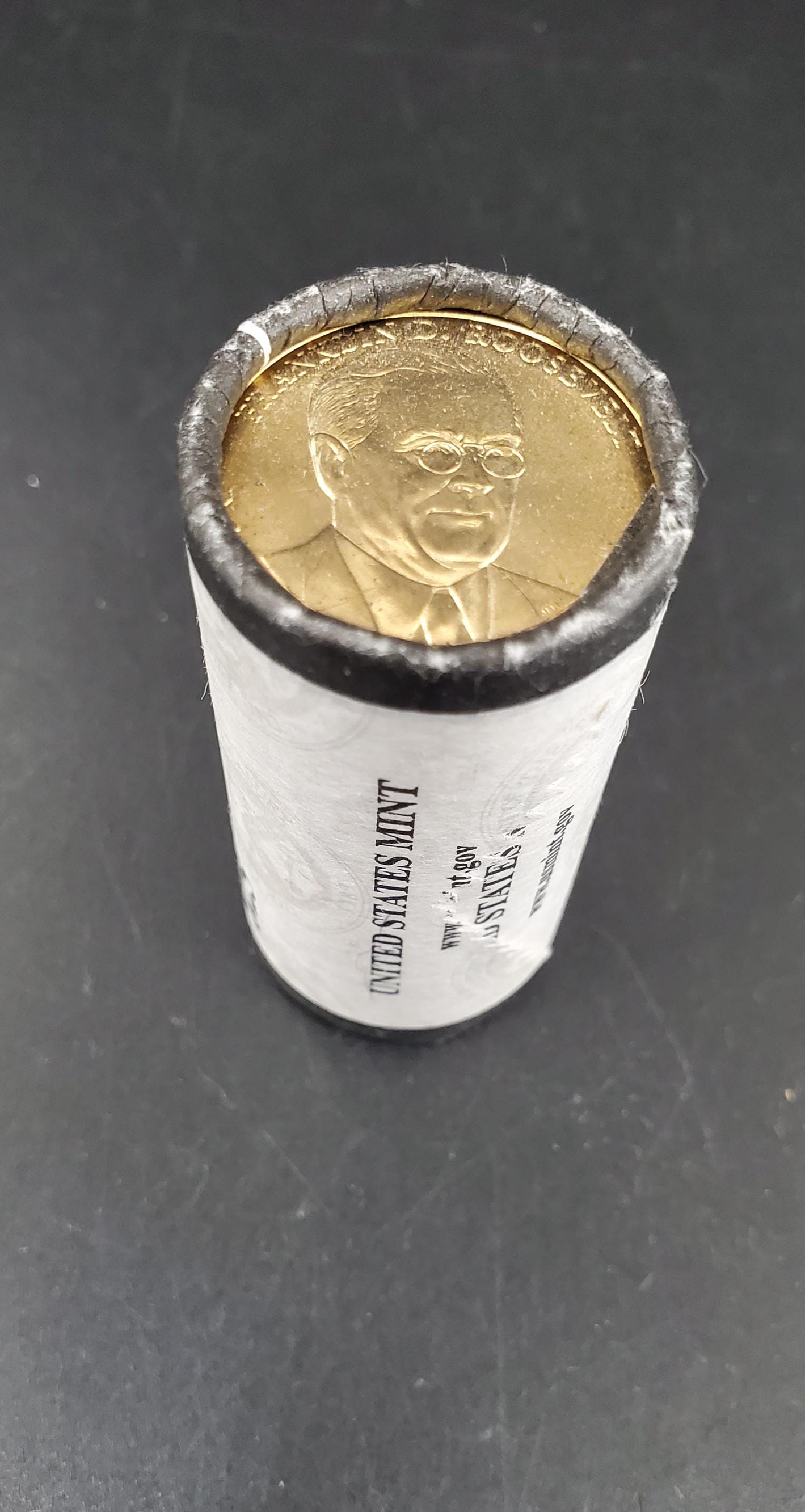 2014 D Franklin D. Roosevelt Presidential Dollar US Mint Roll of 25 Coins Uncirculated Unopened HEAD or TAIL