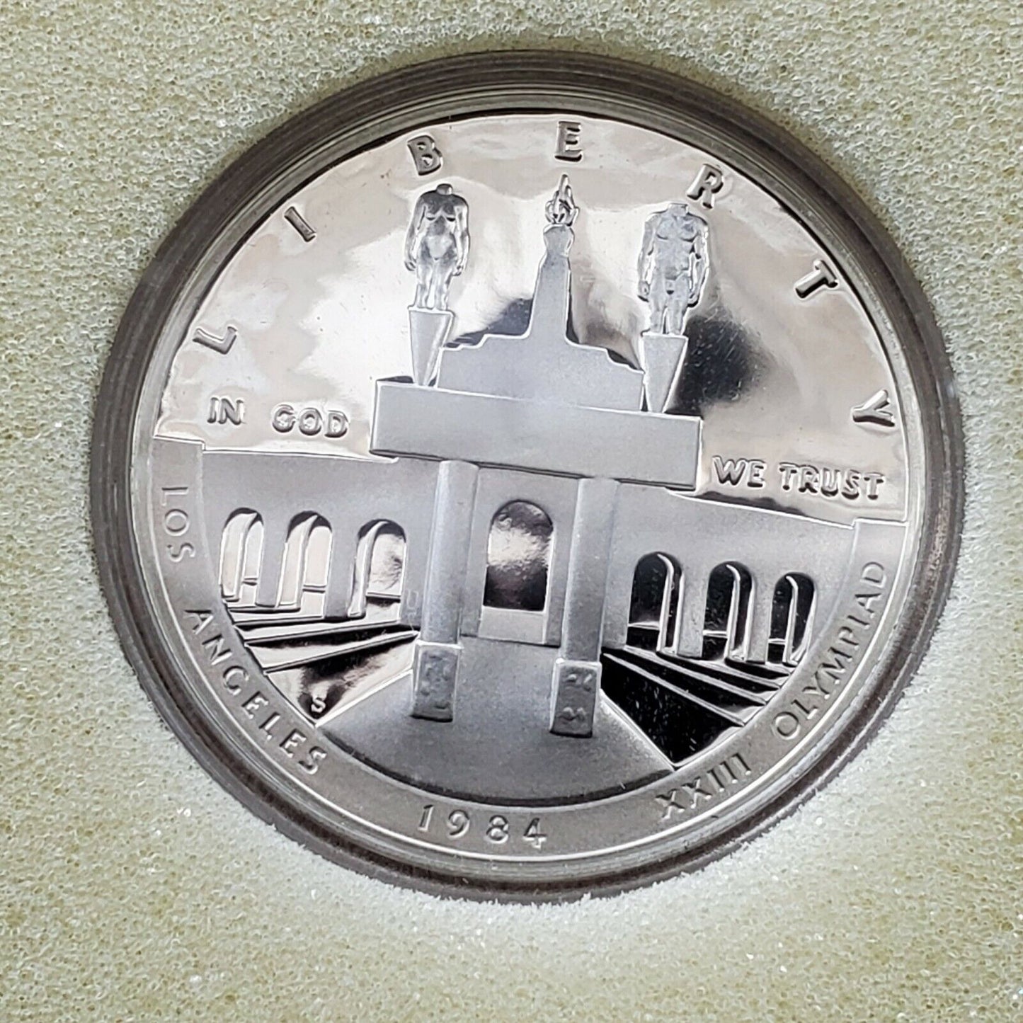 LA Olympiad Coliseum Commemorative 1984 S 90% Silver Dollar Proof $1 Coin IN BOX